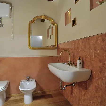Orfeo's House Apartment Modena